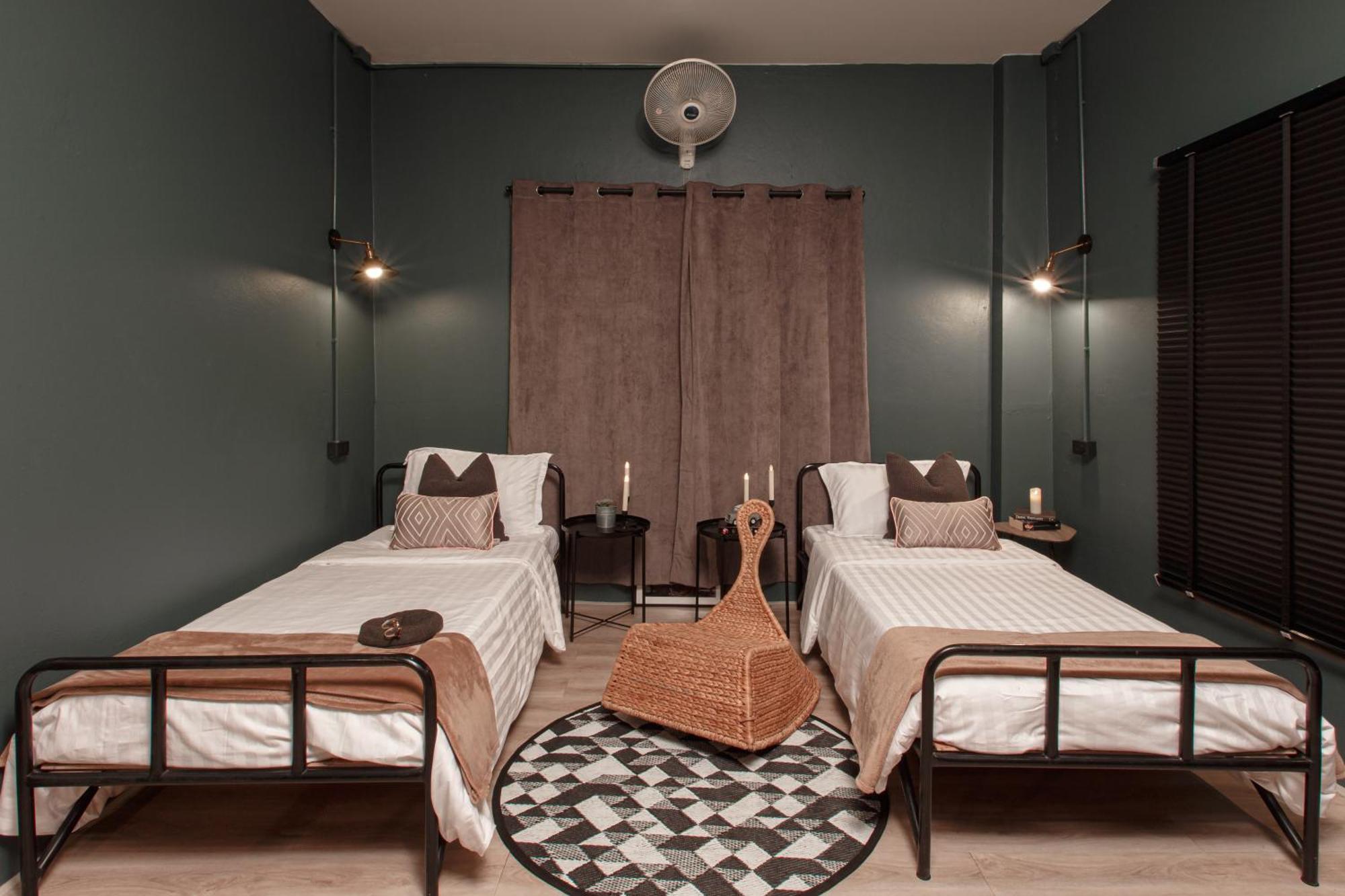 Muan Hotel Chiang Mai Bagian luar foto